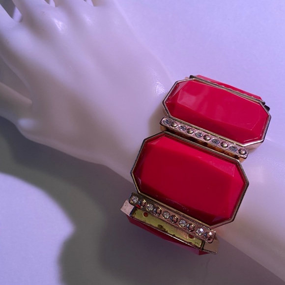 Statement Costume Stretch Bracelet - Picture 4 of 8